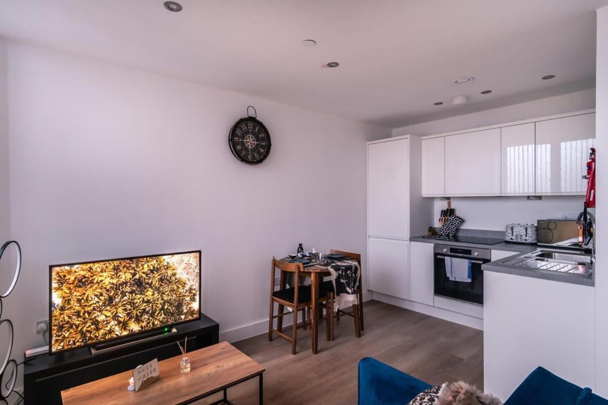 Stay Zeni, Alexandra Rise Manchester Fab Studio Buitenkant foto