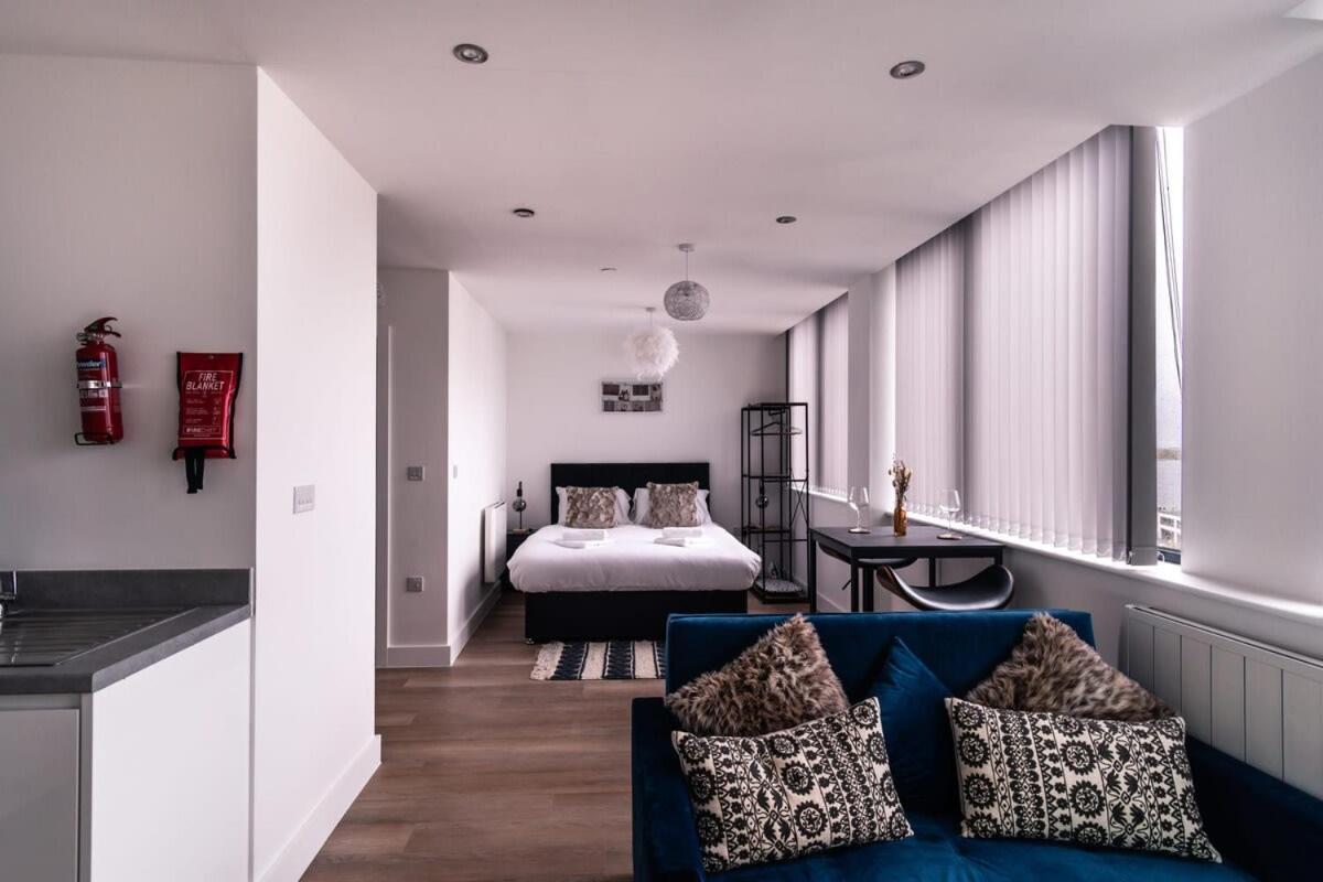 Stay Zeni, Alexandra Rise Manchester Fab Studio Buitenkant foto
